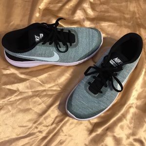 Nike Experience RN 7